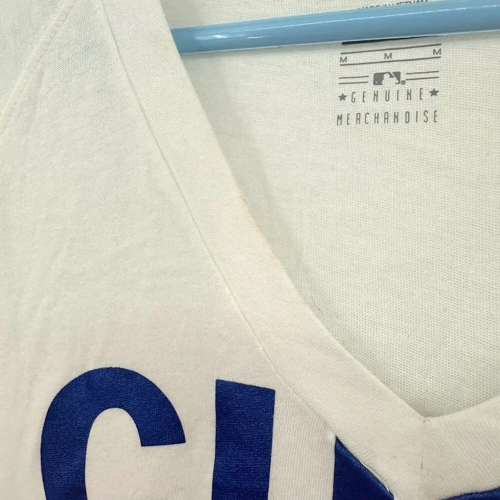 Nike Size Medium Shirt White Chicago Cubs Short Sleeve V Neck Baseball‎ Tee MLB